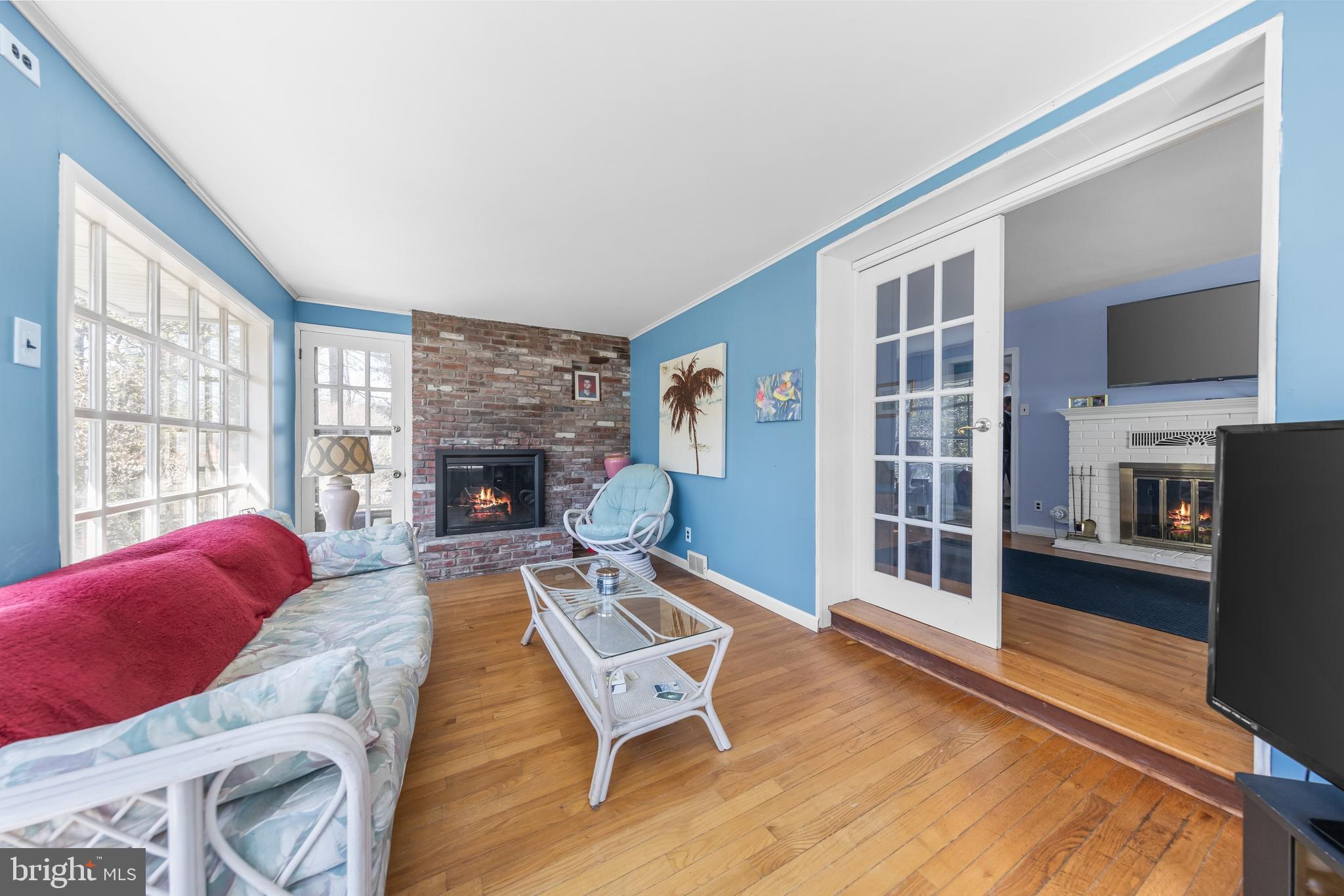 228 CENTER STREET