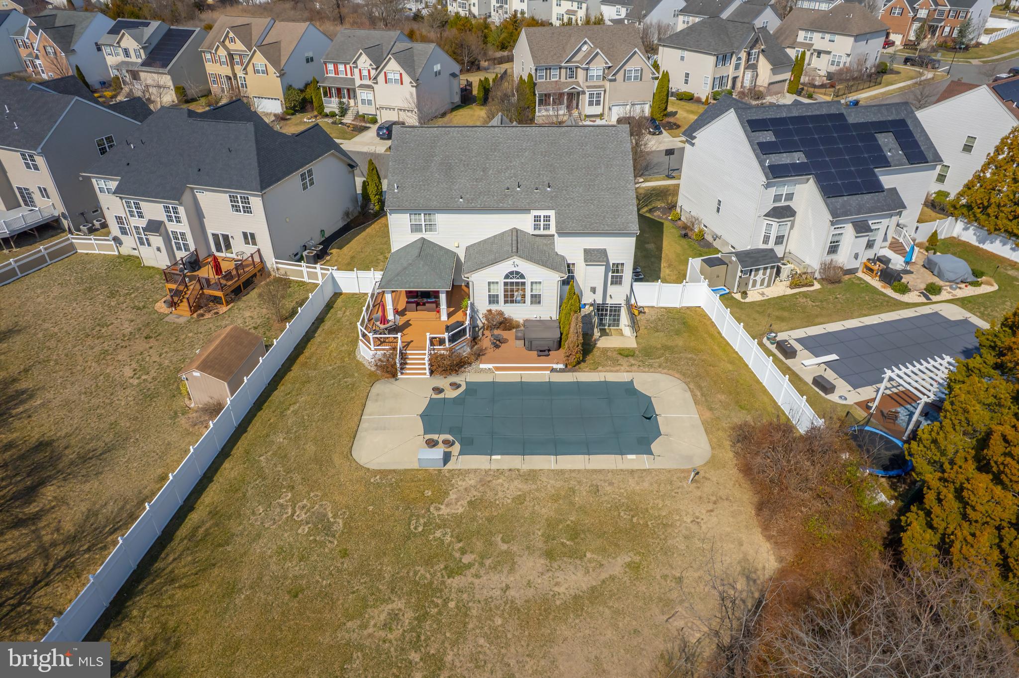 612 Bainbridge Dr