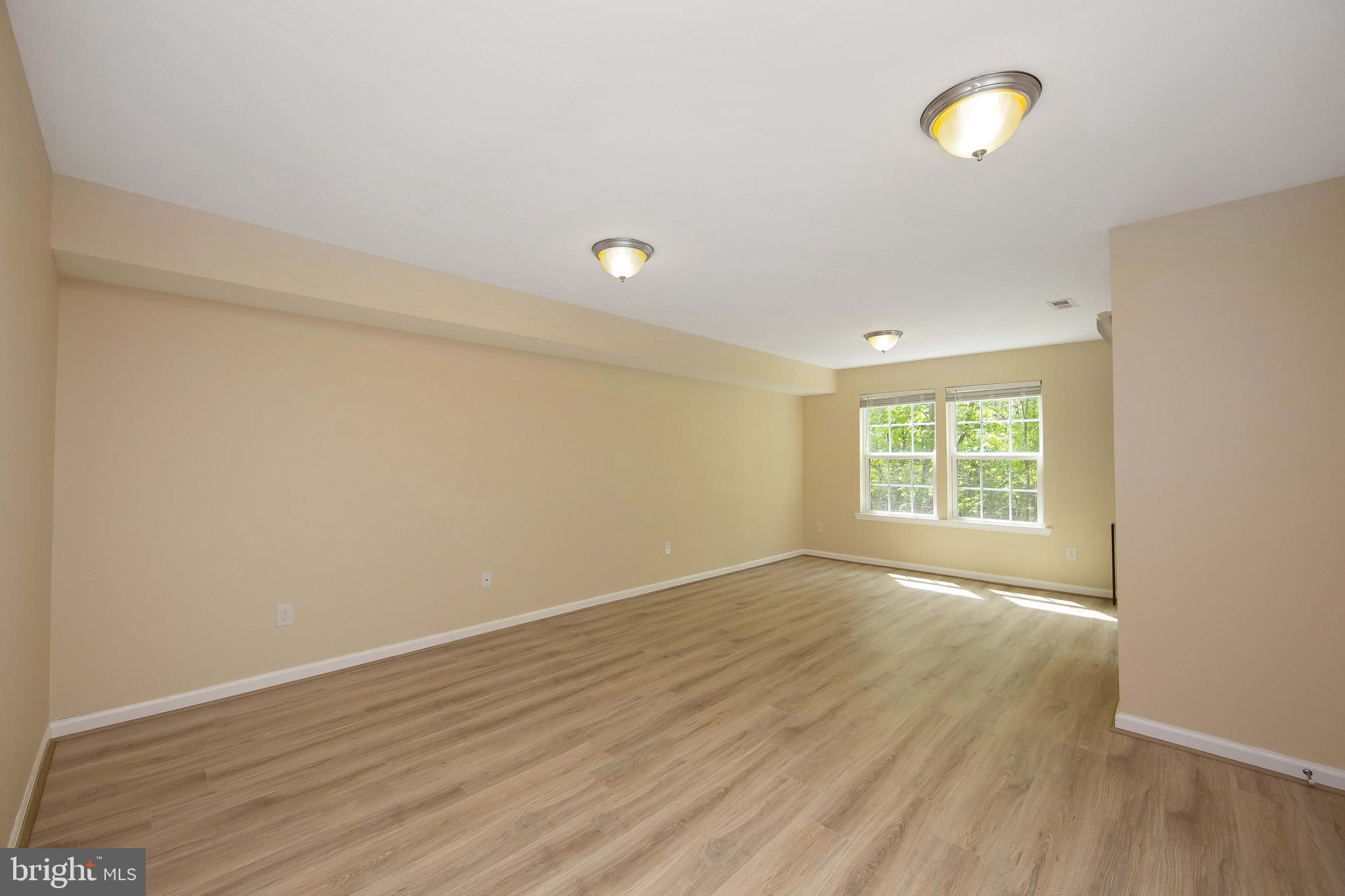 421 DOGWOOD DR