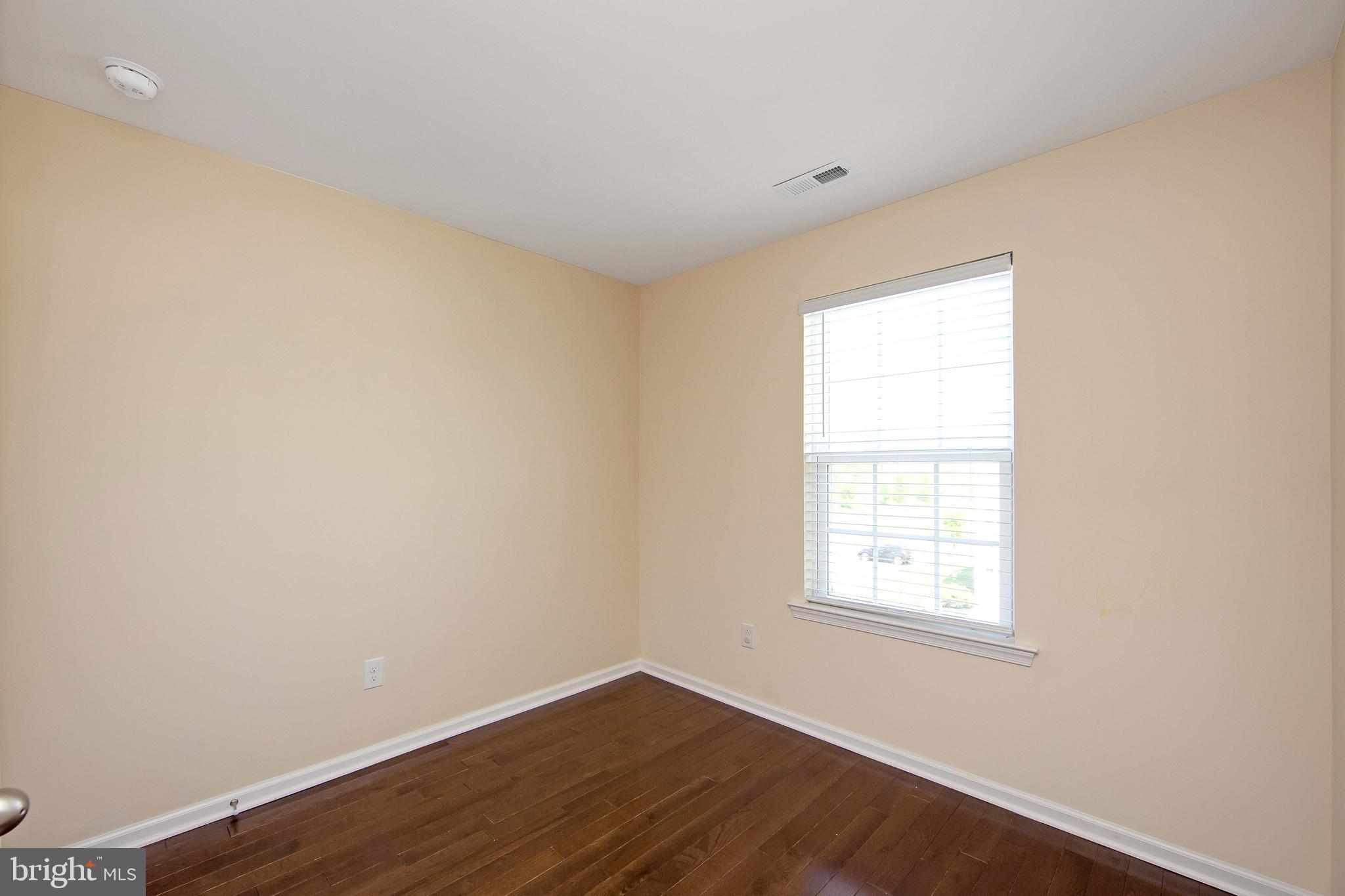 421 DOGWOOD DR