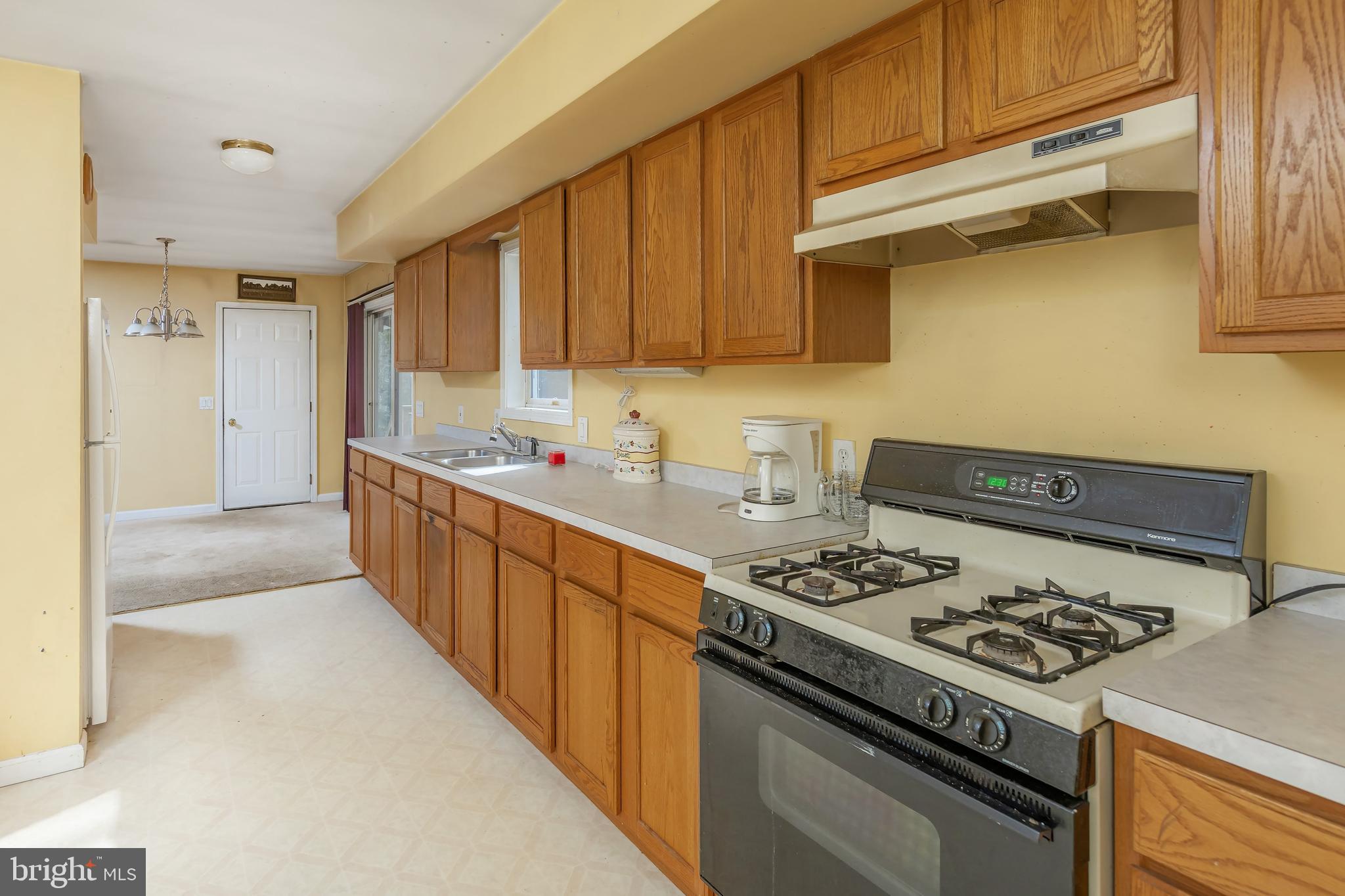 600 Holly Dr