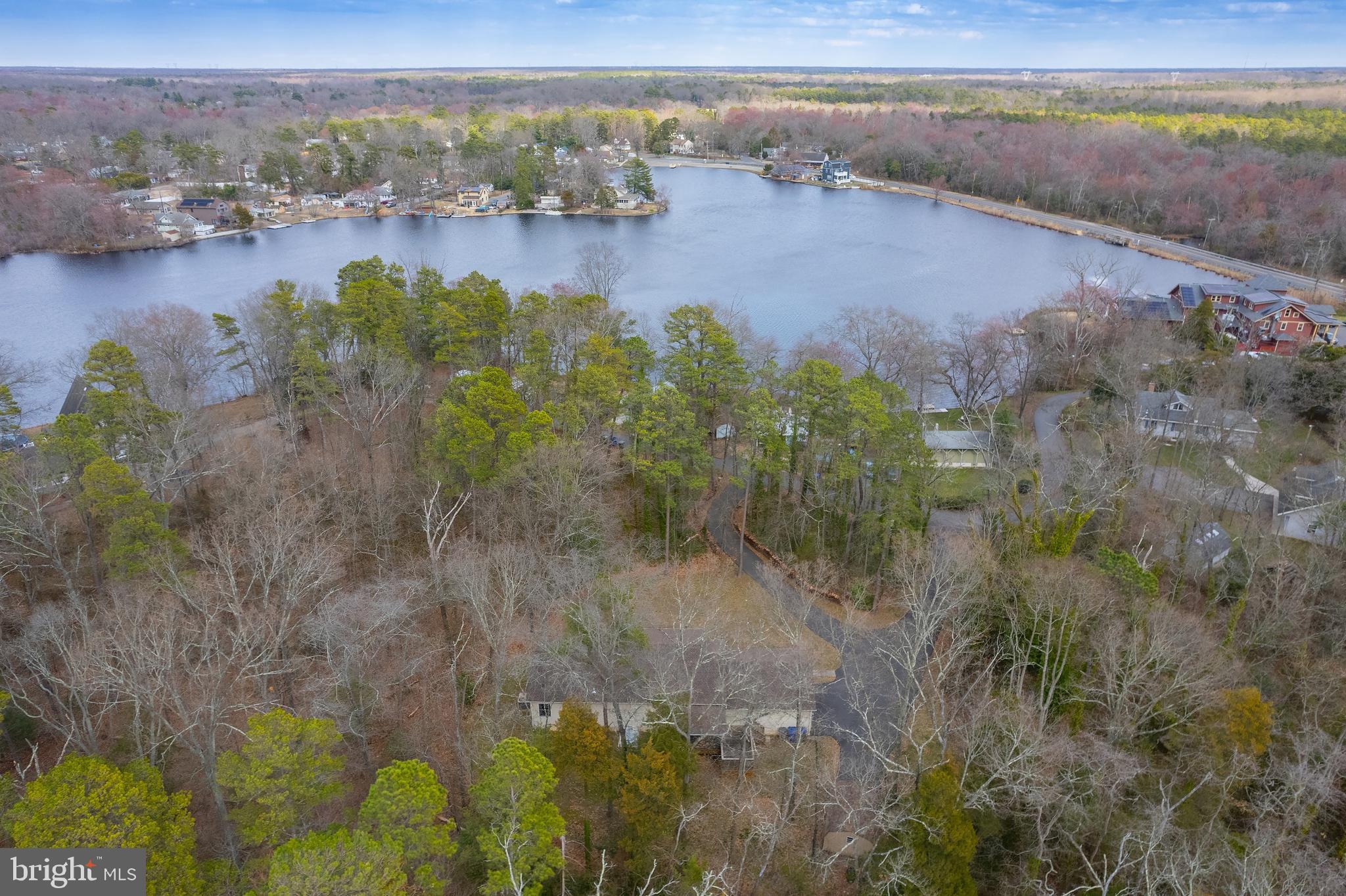 600 Holly Dr