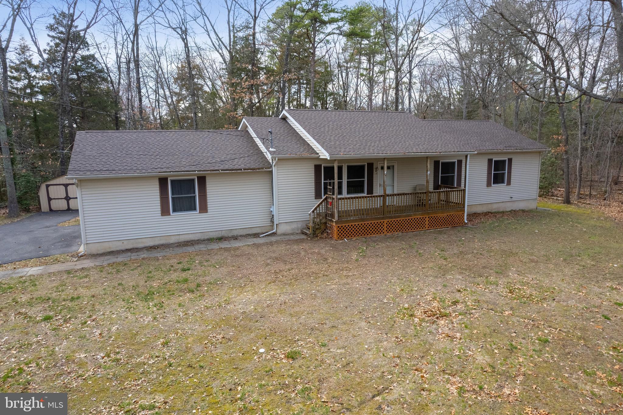600 Holly Dr