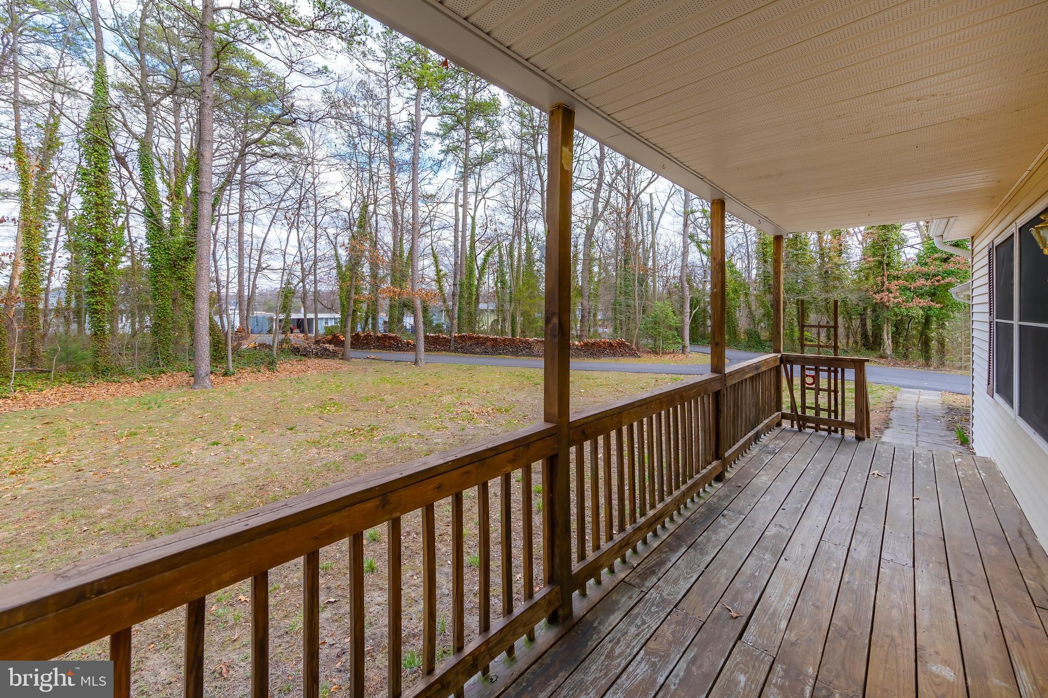 600 Holly Dr