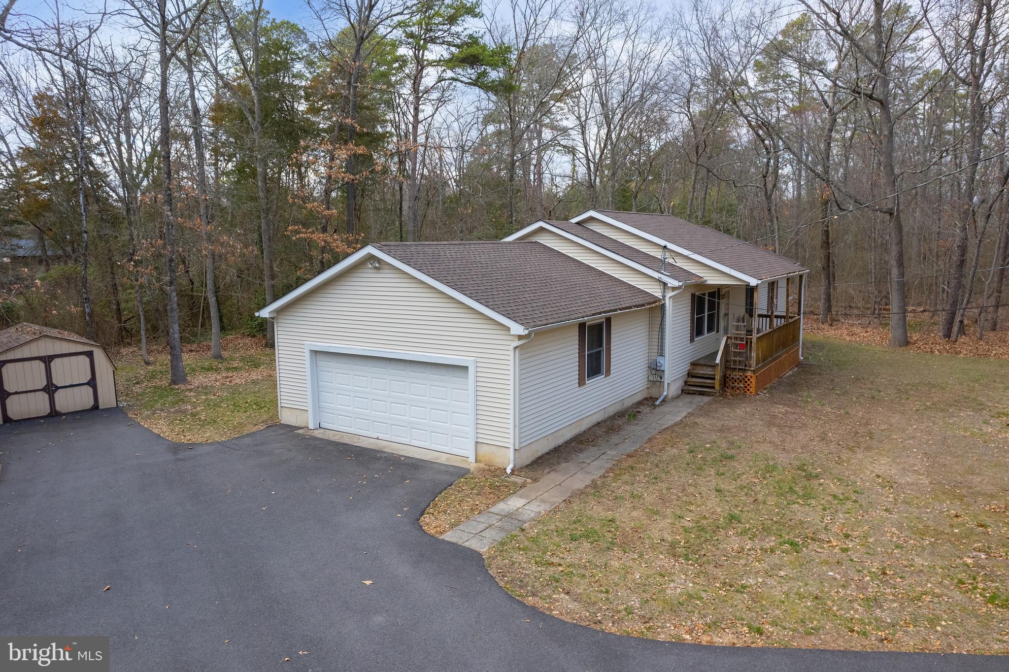 600 Holly Dr