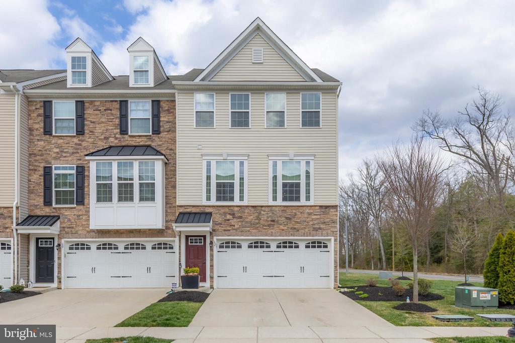 62 Peacock Cir
