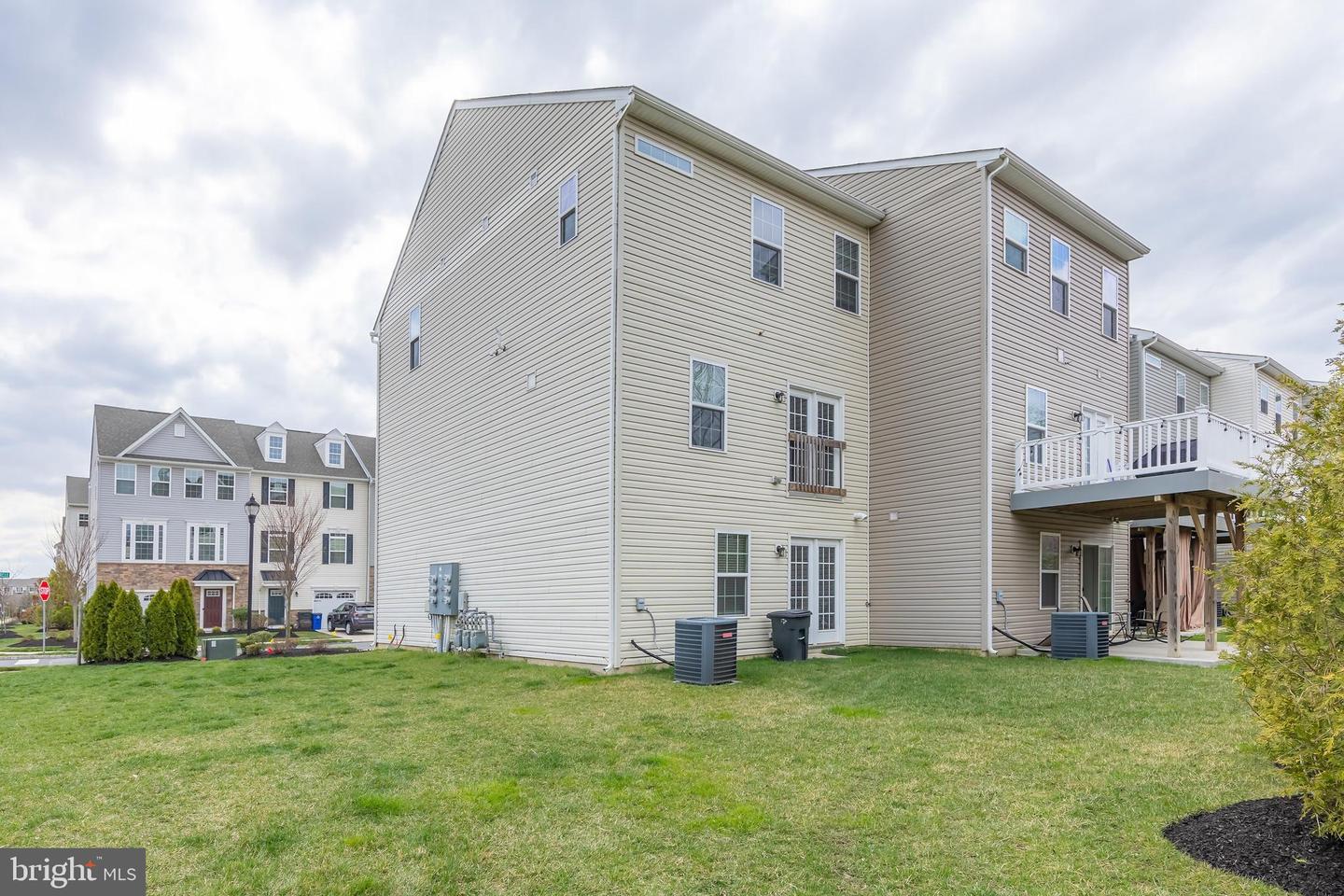62 Peacock Cir