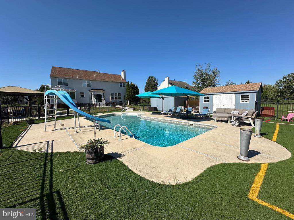 298 Katie Ct