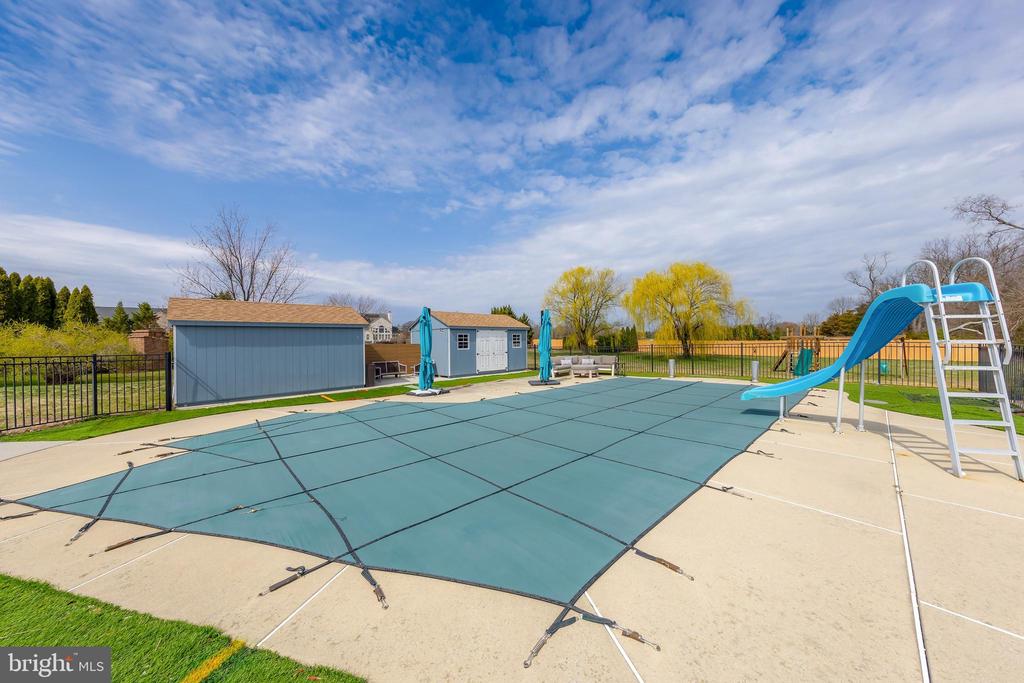 298 Katie Ct