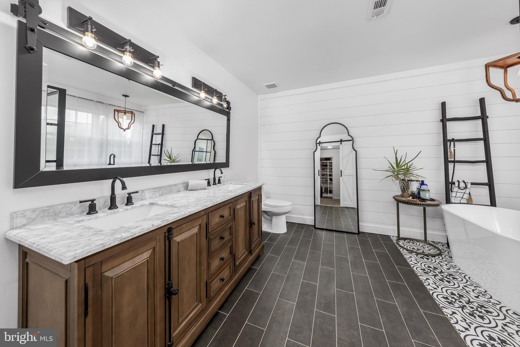 298 Katie Ct