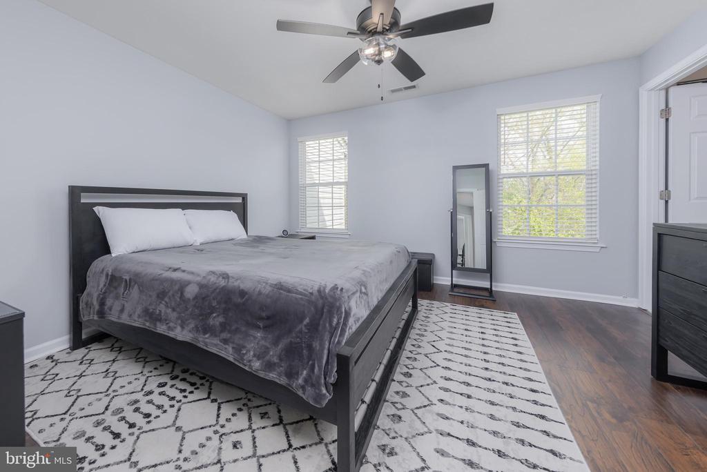 631 Sweetgum Ln