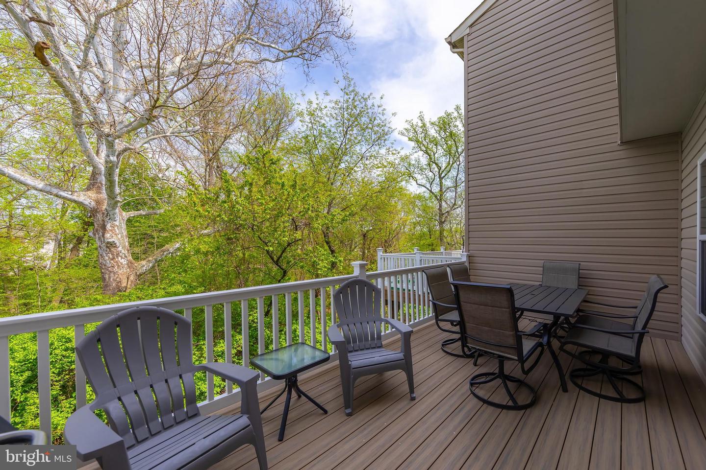 631 Sweetgum Ln
