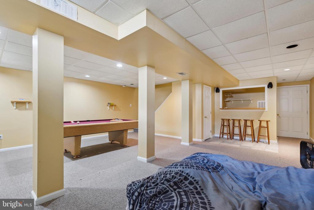 9 POPLAR COURT