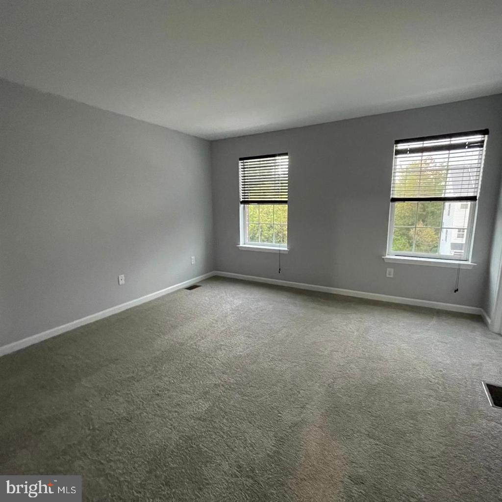 129 WINTERBERRY WAY