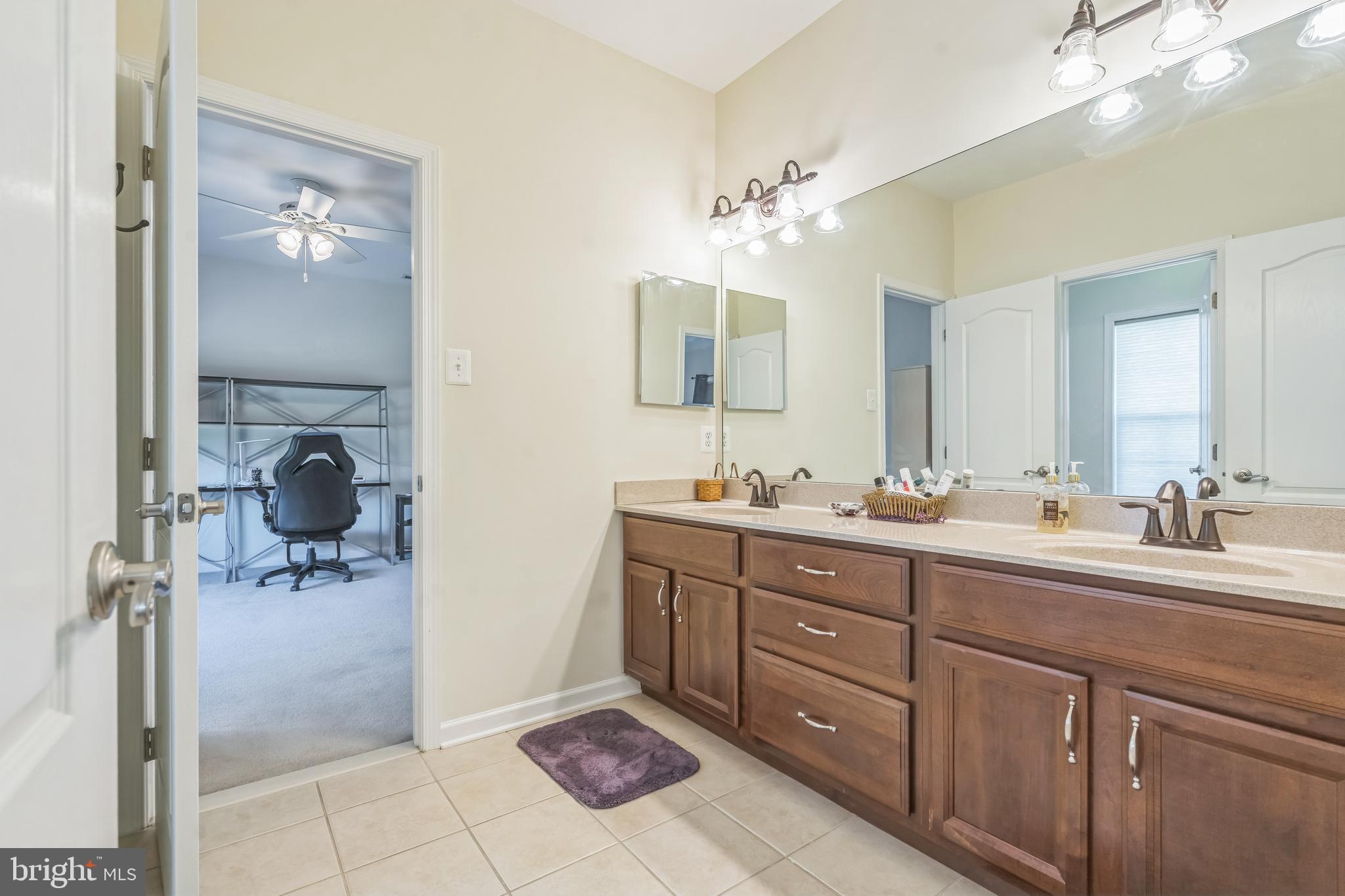 844 DERIUS DRIVE