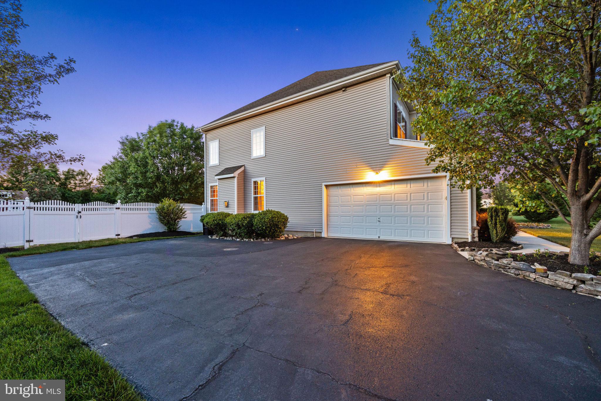 844 DERIUS DRIVE