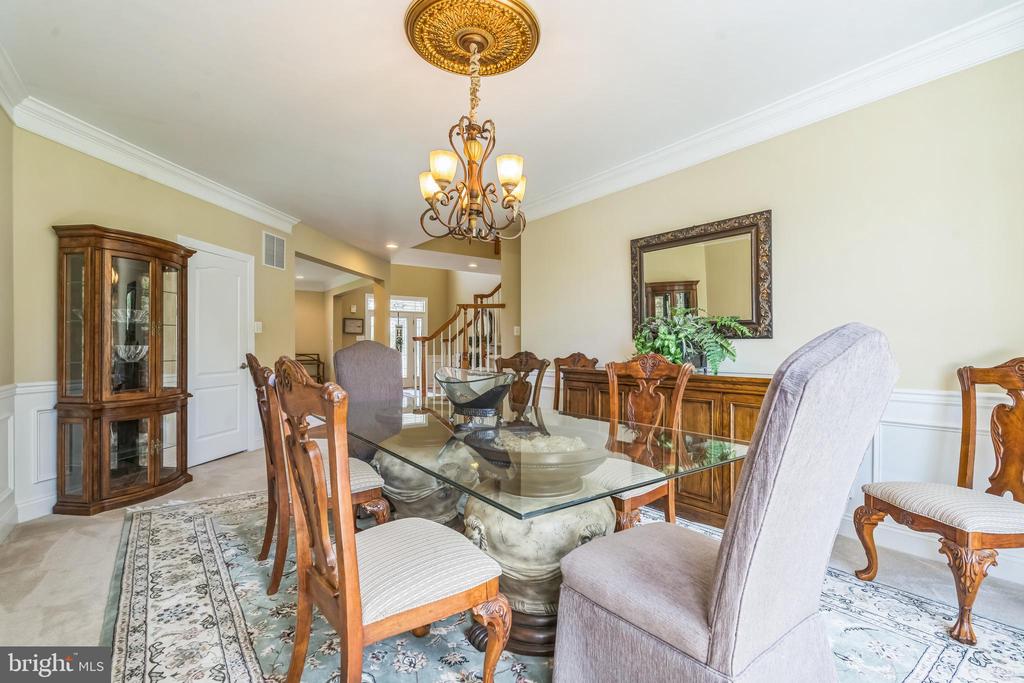844 DERIUS DRIVE