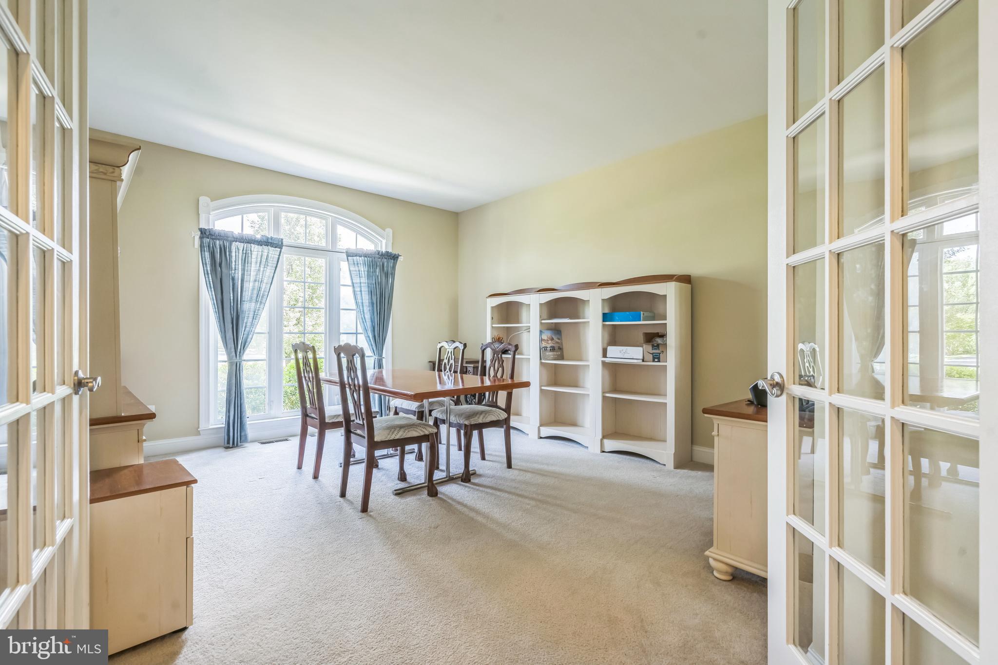 844 DERIUS DRIVE
