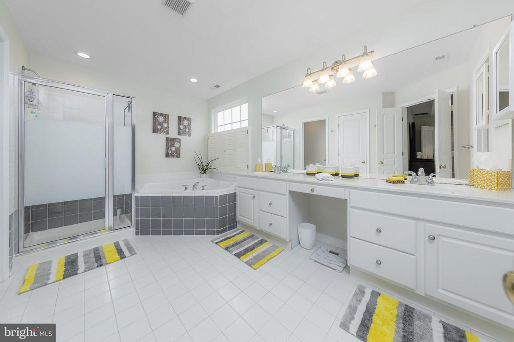 111 Cromwell Dr