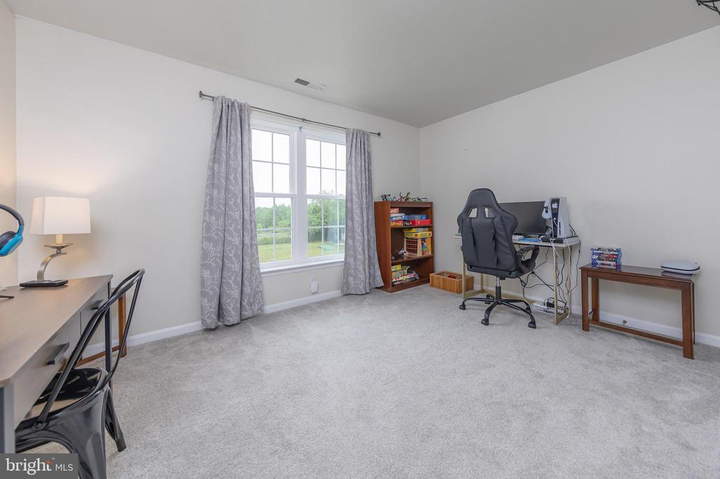 111 Cromwell Dr