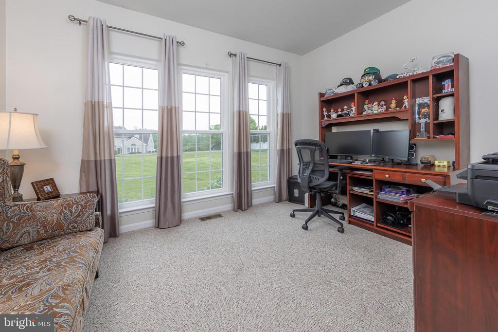 111 Cromwell Dr