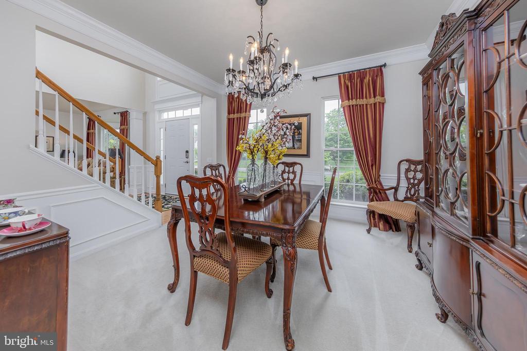 111 Cromwell Dr