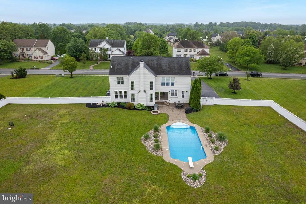 111 Cromwell Dr
