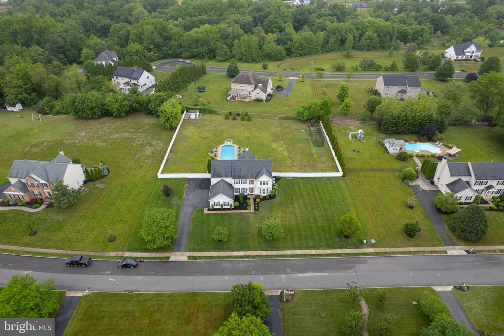 111 Cromwell Dr