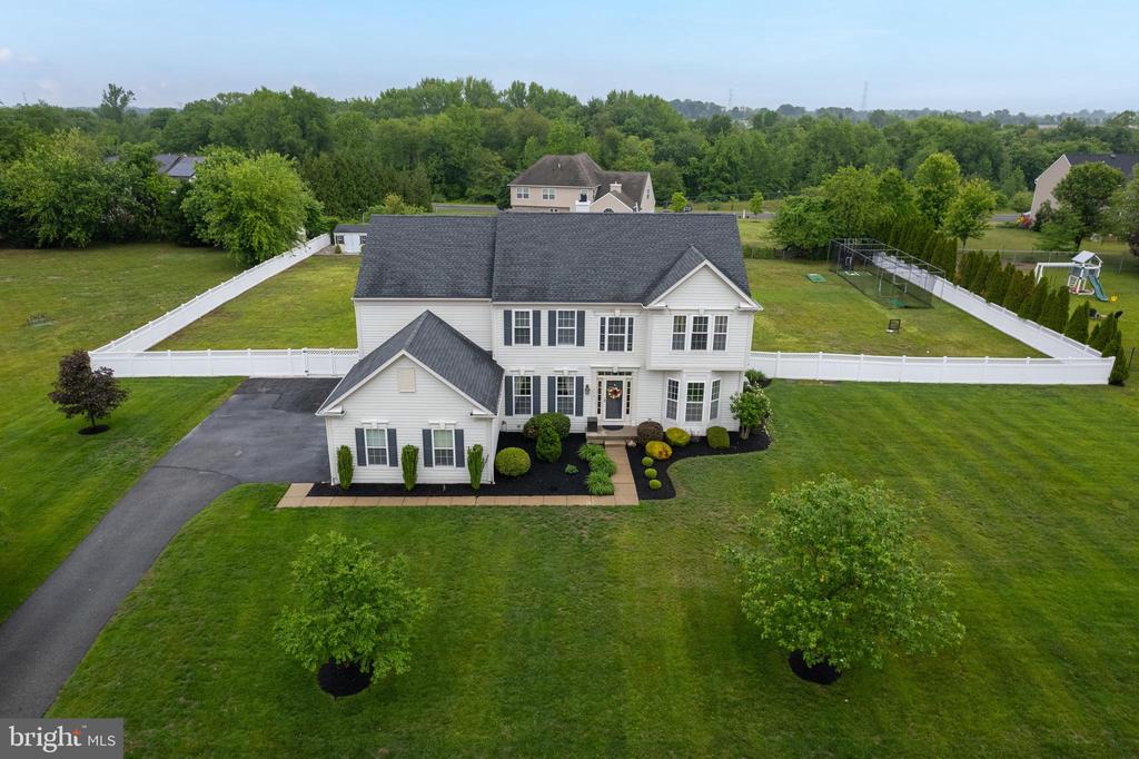 111 Cromwell Dr