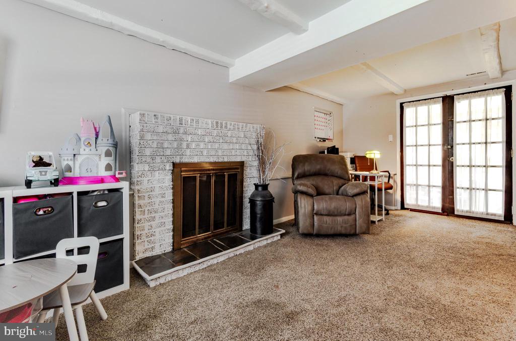 41 St Regis Dr