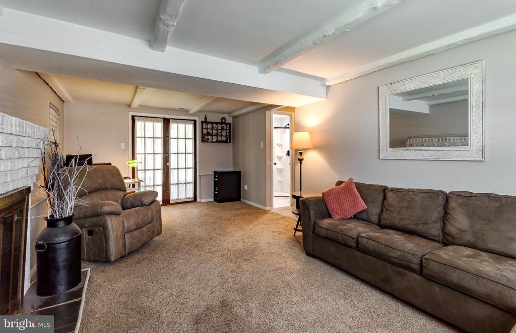 41 St Regis Dr
