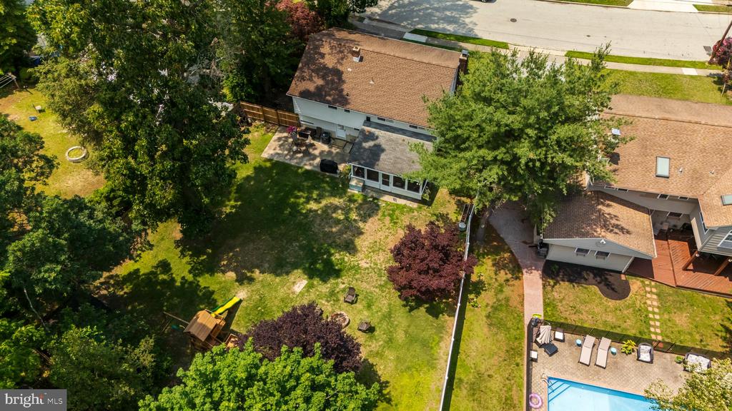41 St Regis Dr