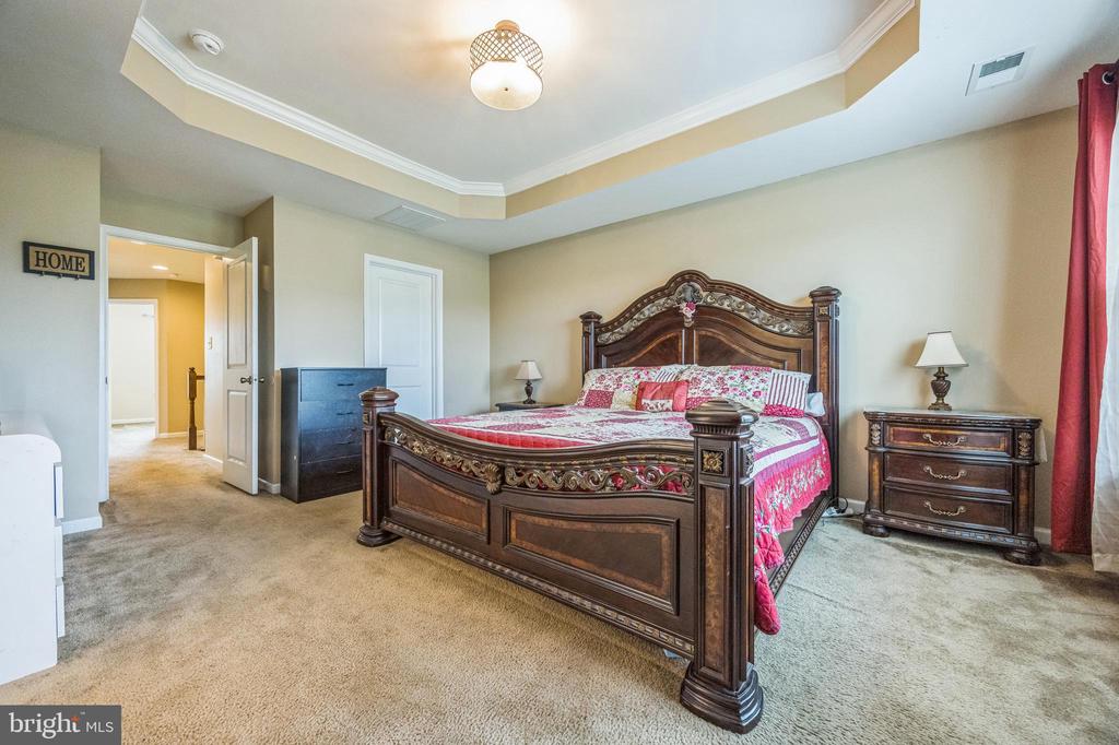 1072 PRIME PLACE