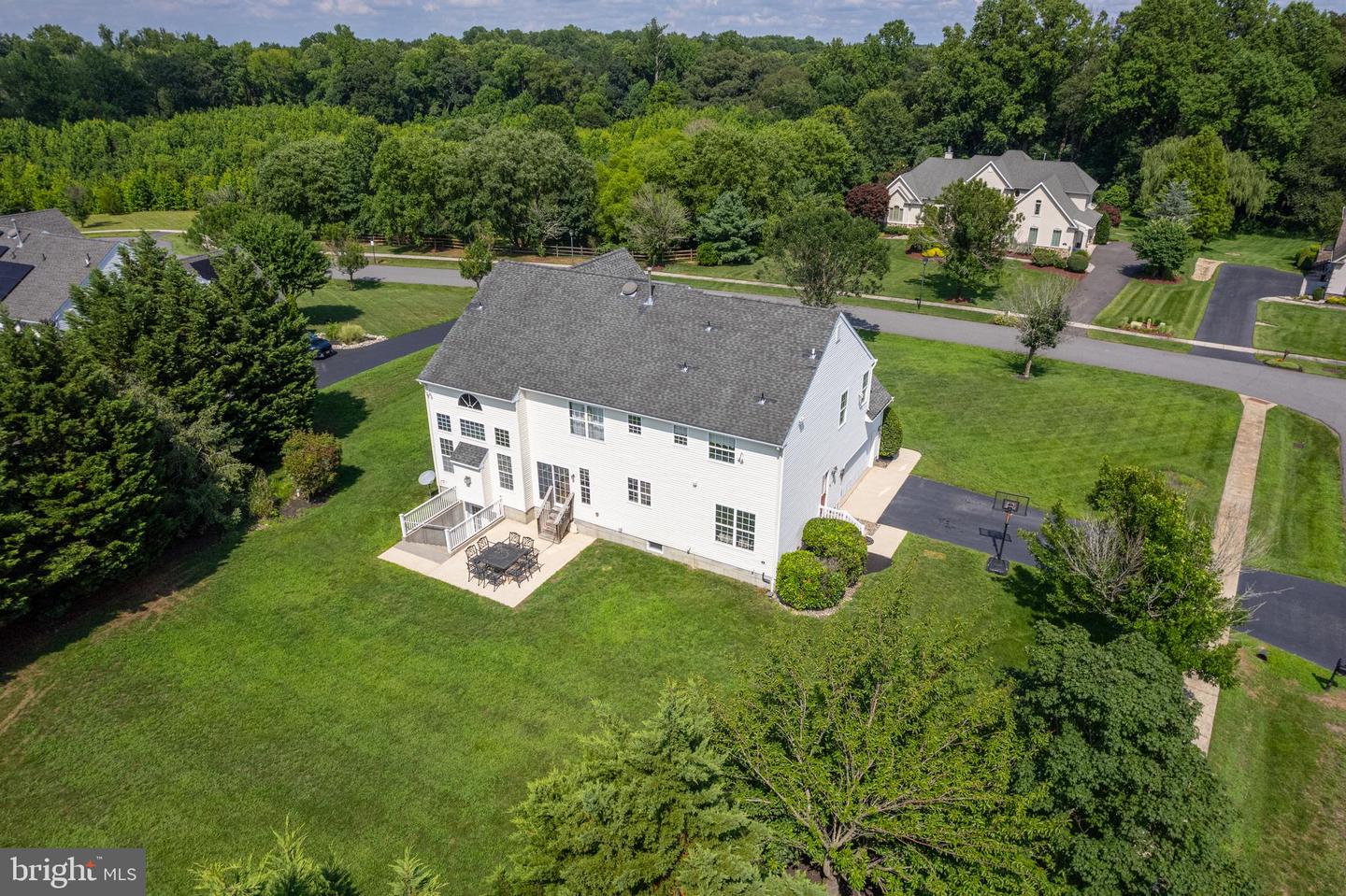 402 Nastasi Ct