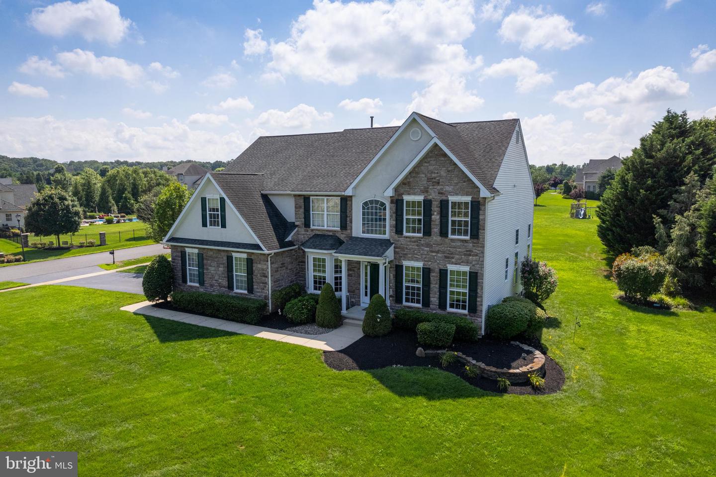 402 Nastasi Ct