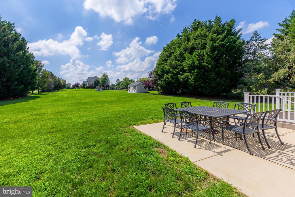 402 Nastasi Ct