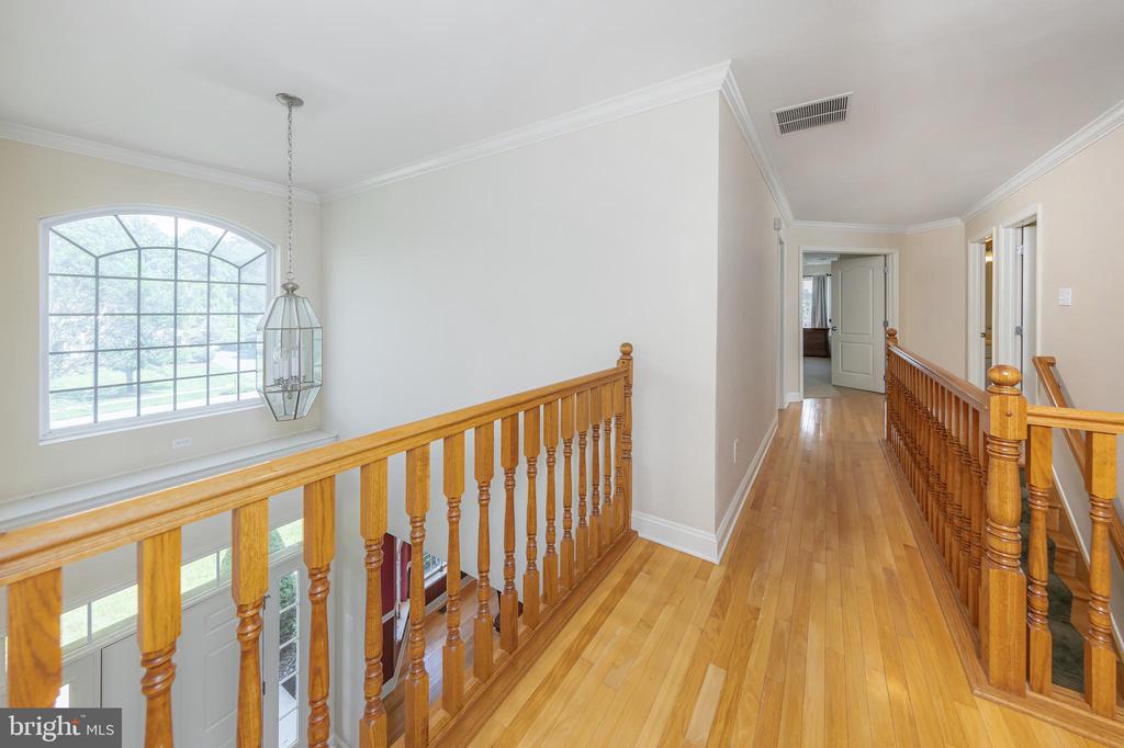 402 Nastasi Ct