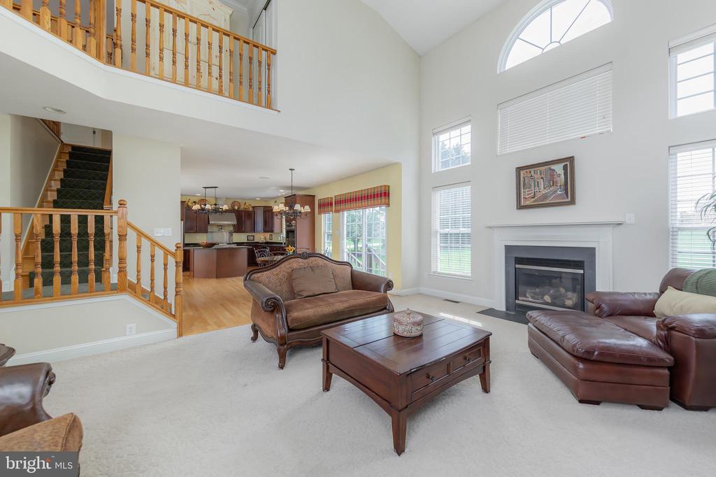 402 Nastasi Ct