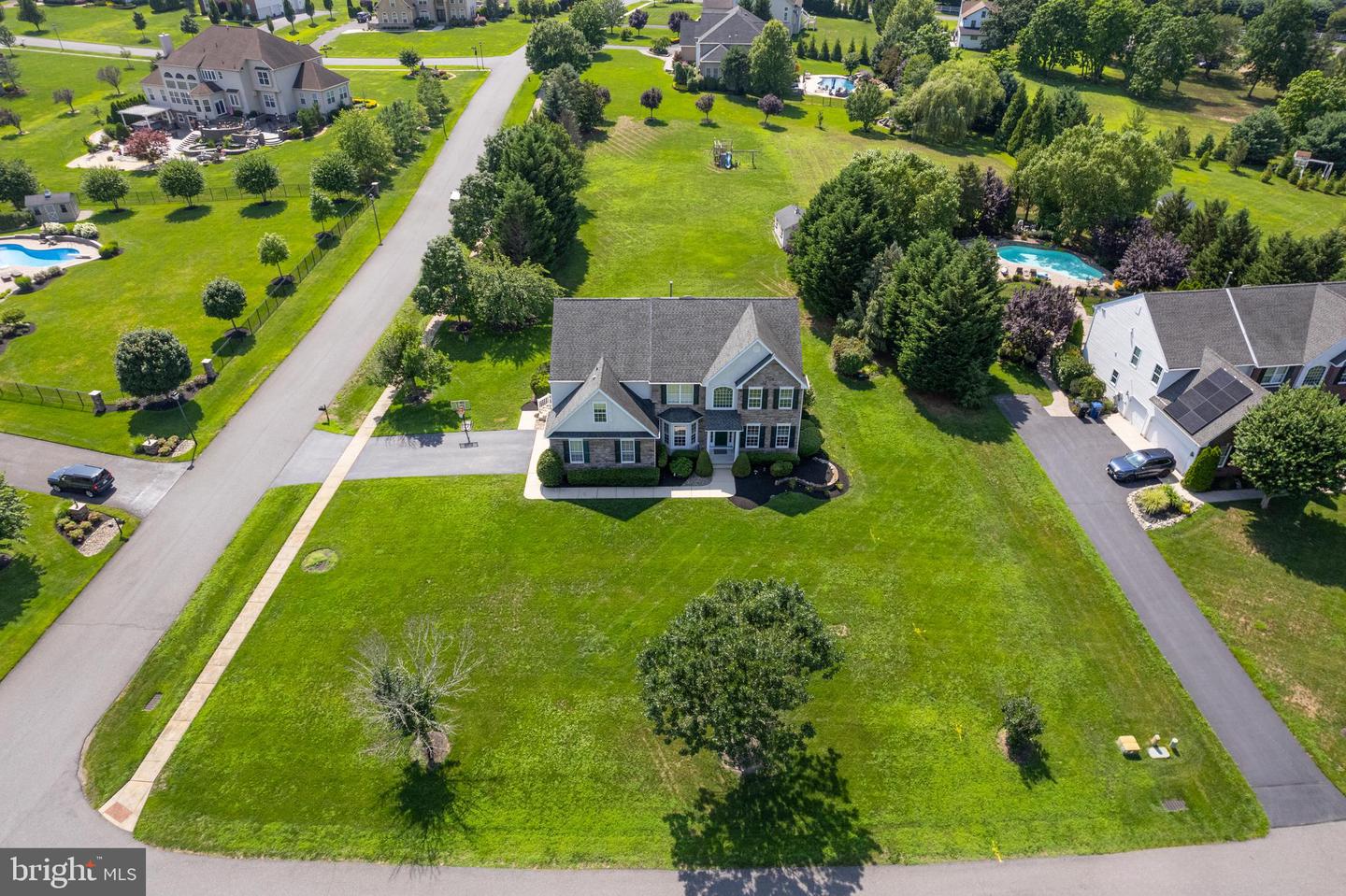 402 Nastasi Ct
