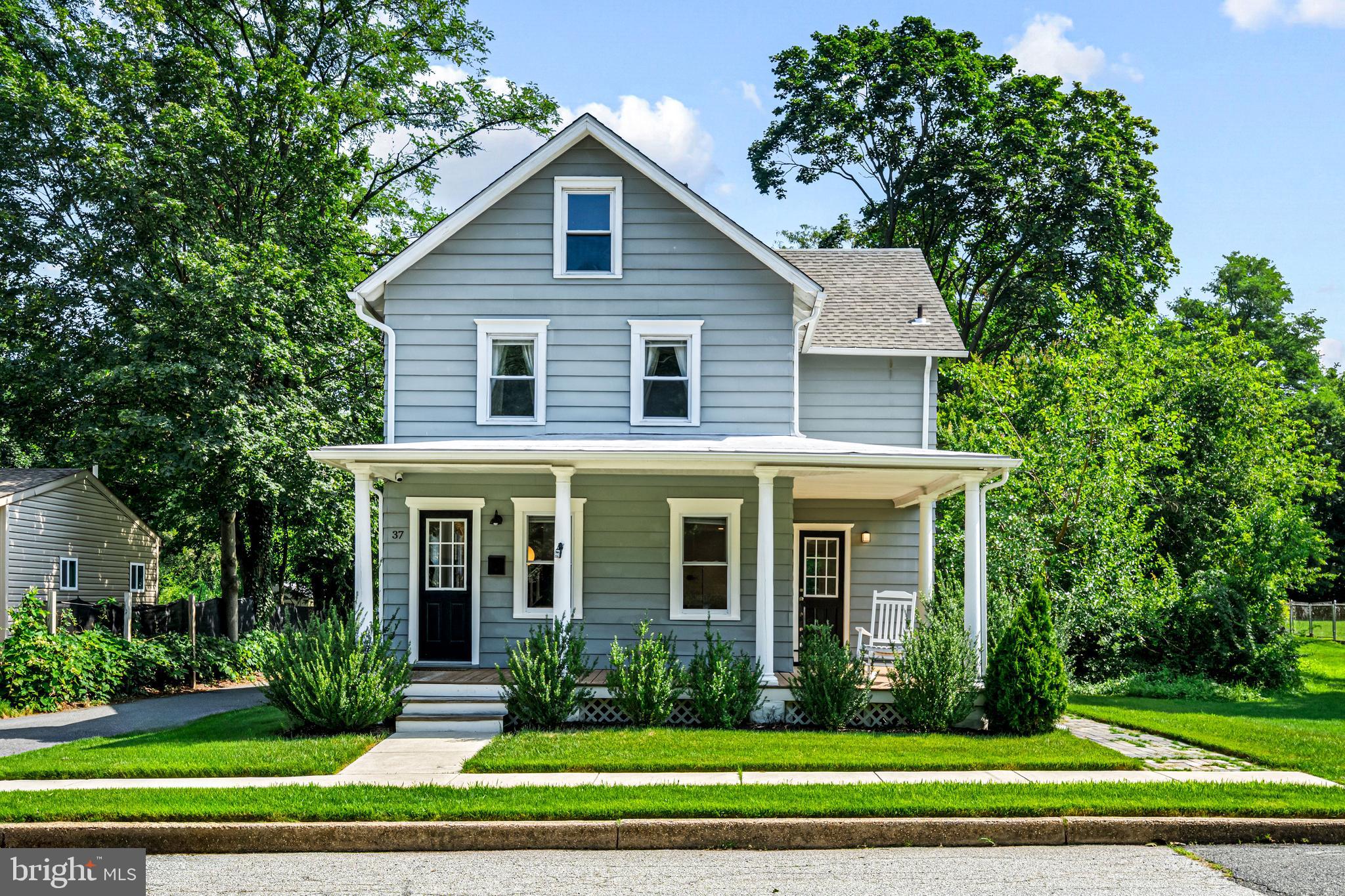37 CHESTNUT STREET