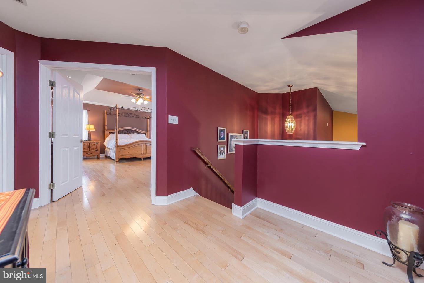 102 Brookside Way