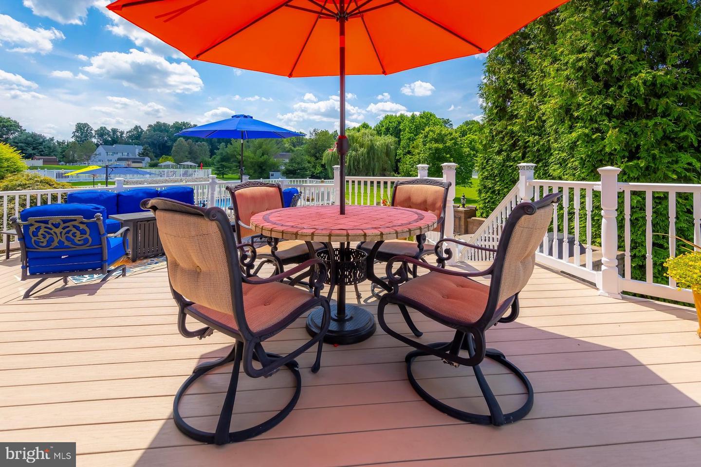 102 Brookside Way