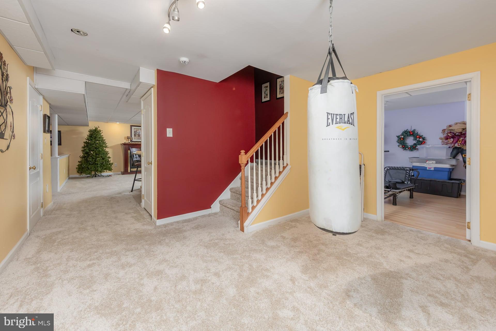 102 Brookside Way