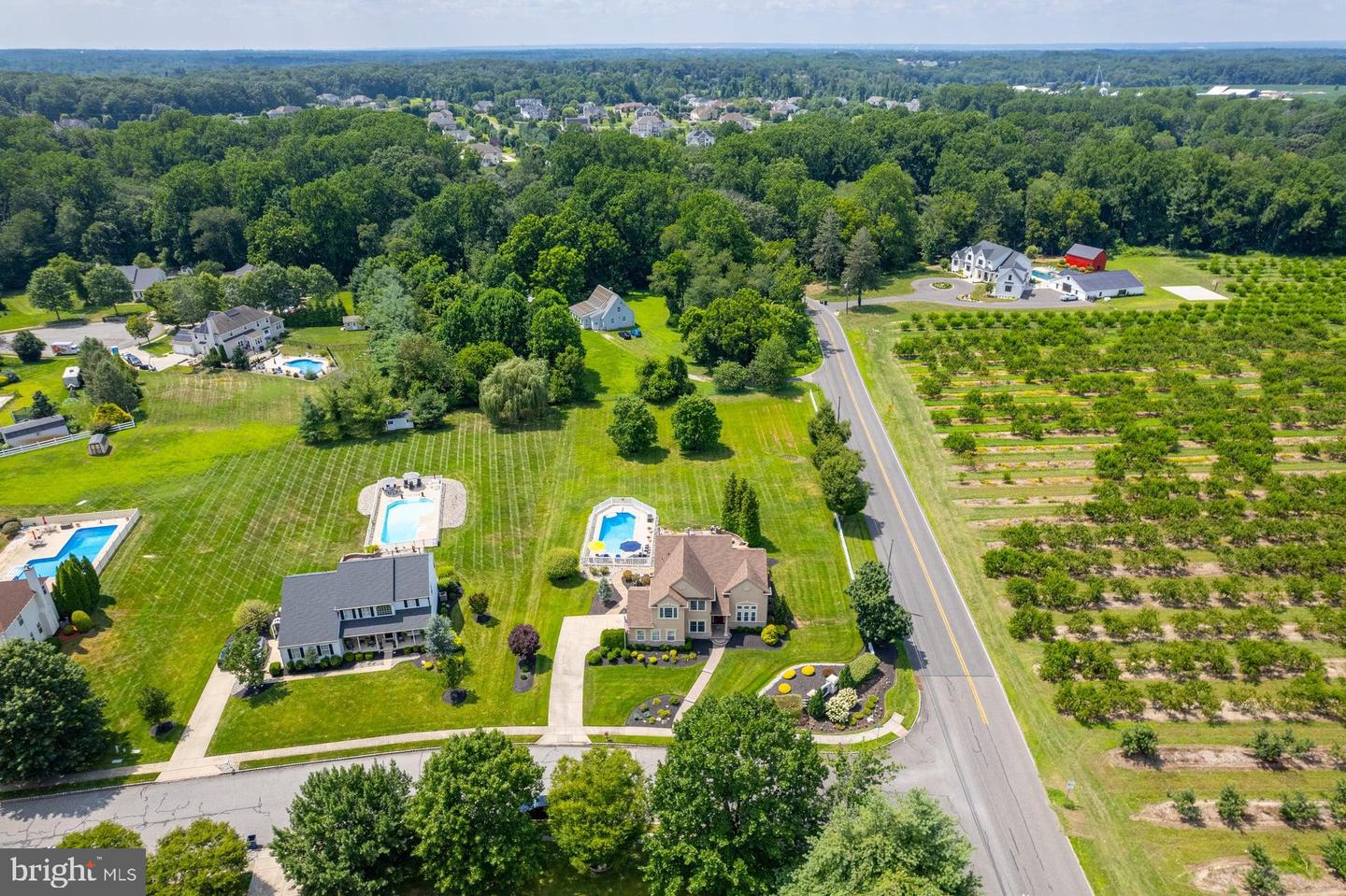 102 Brookside Way