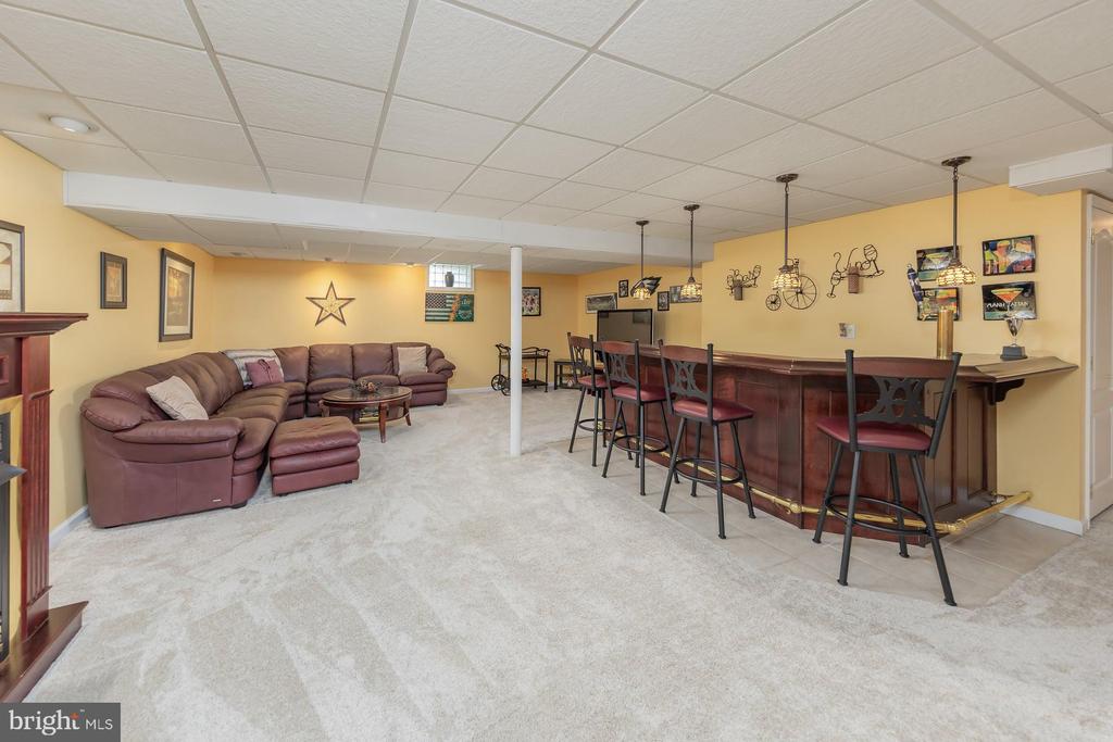 102 Brookside Way