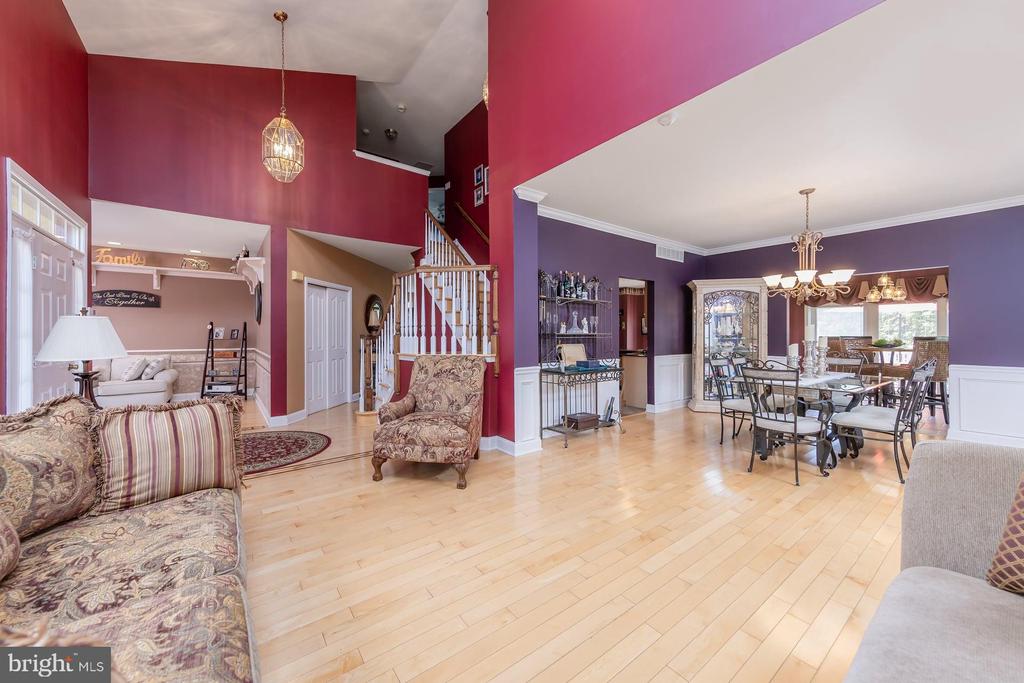 102 Brookside Way