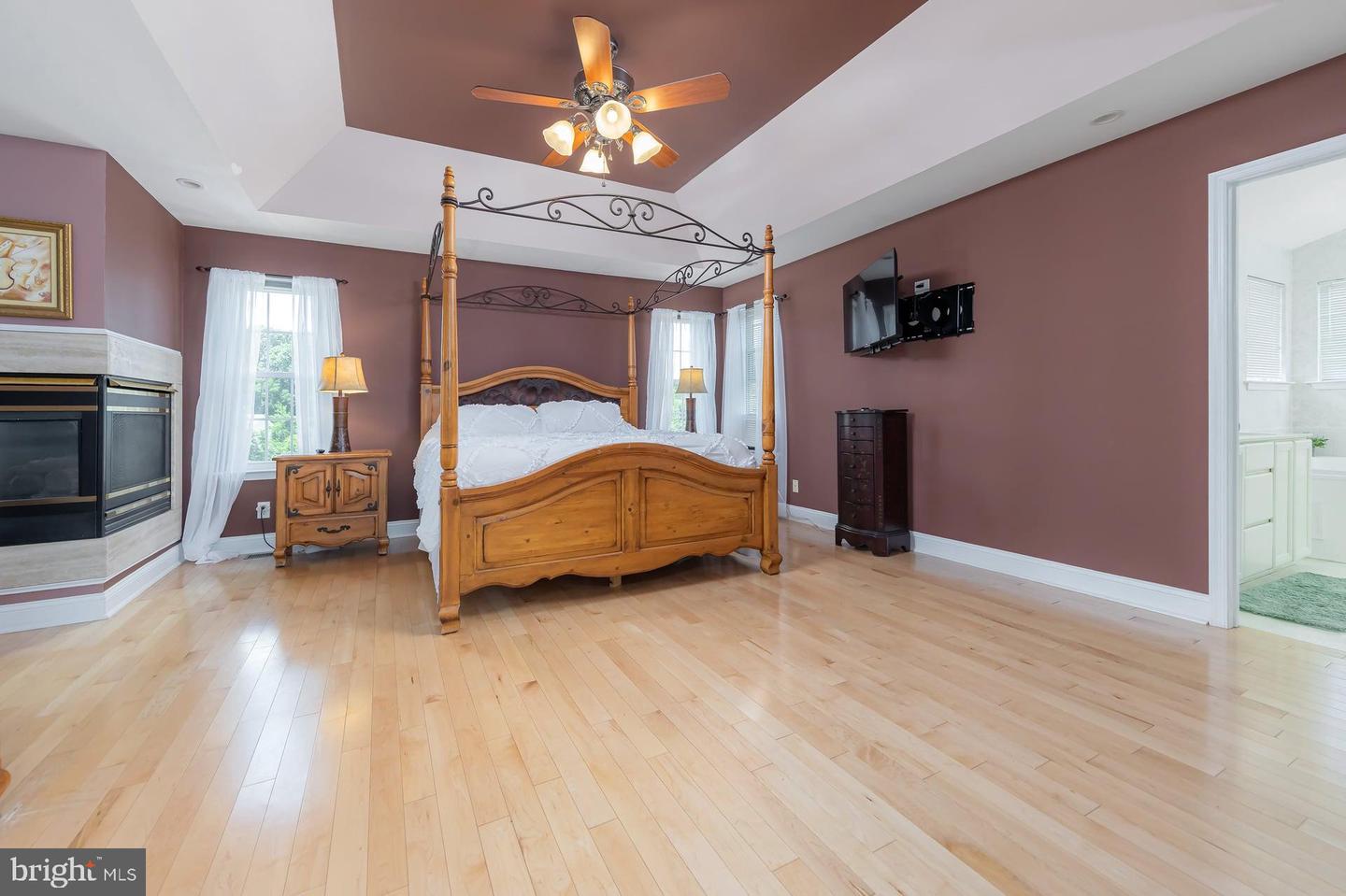 102 Brookside Way