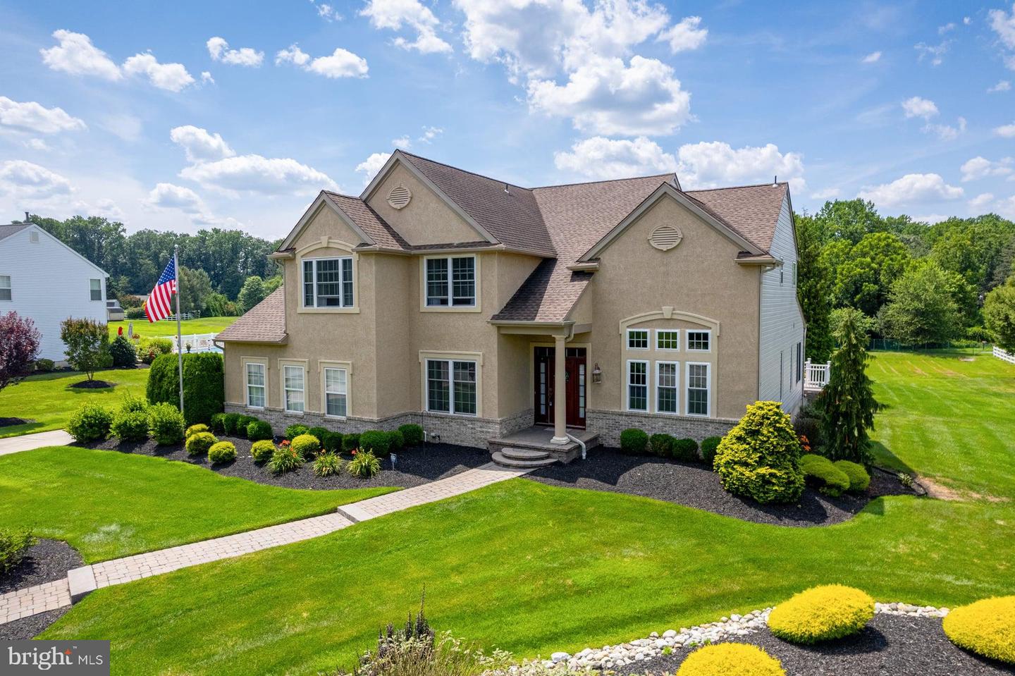102 Brookside Way