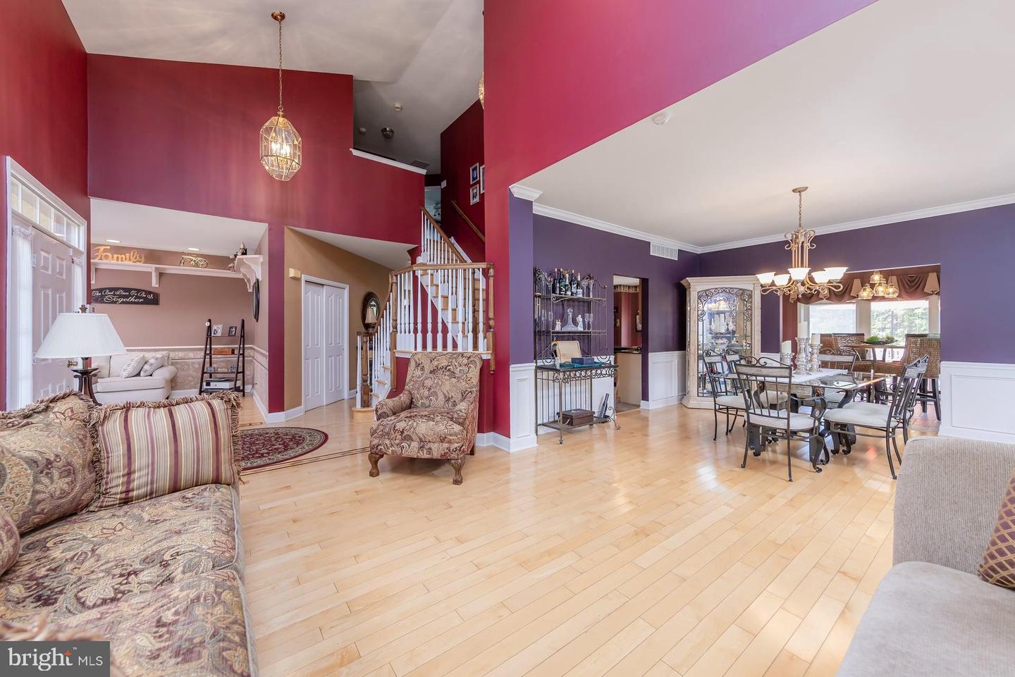 102 Brookside Way