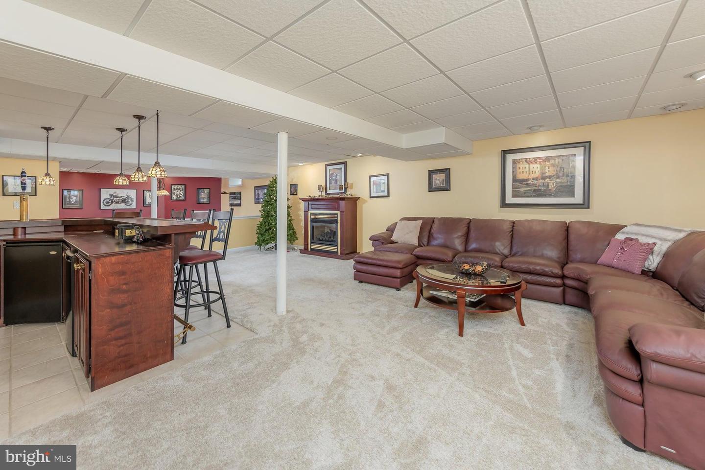 102 Brookside Way